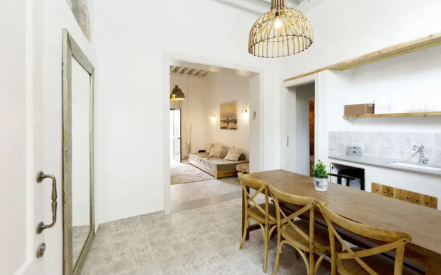 Akotika boutique Old City Apartments