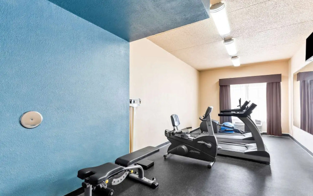 Best Western Holiday Manor