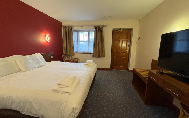 Tollgate Hotel & Leisure