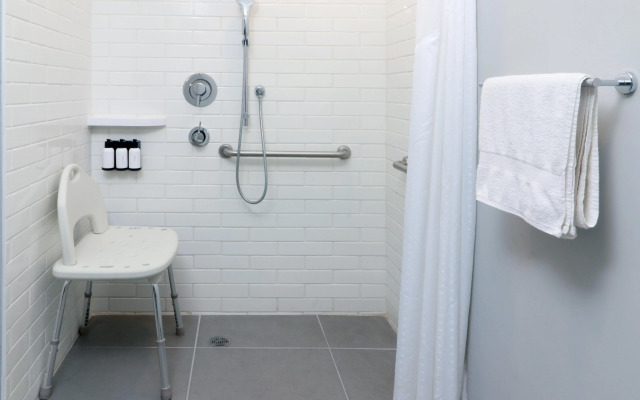 Avid Hotels Tijuana Otay by IHG