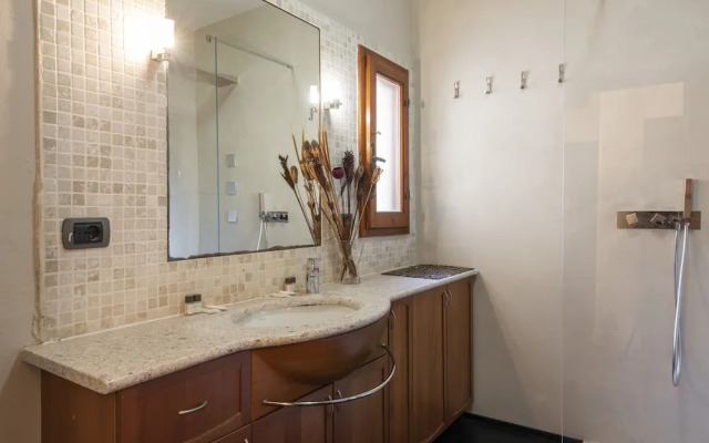 Toscanella 3 Bedrooms by Mmega