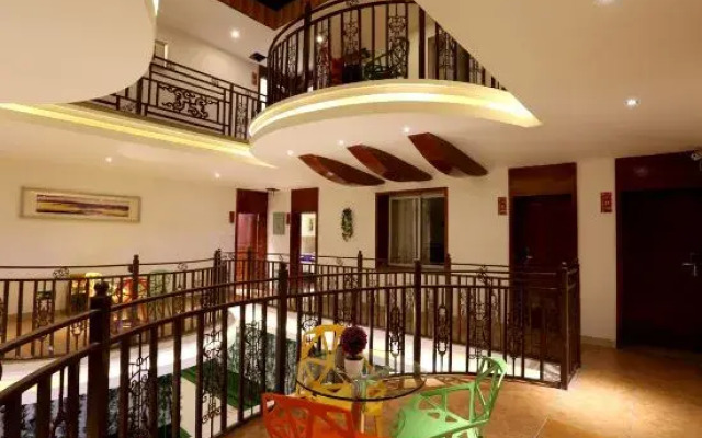 Here Inn (Siguniangshan Changpinggou Scenic Area)