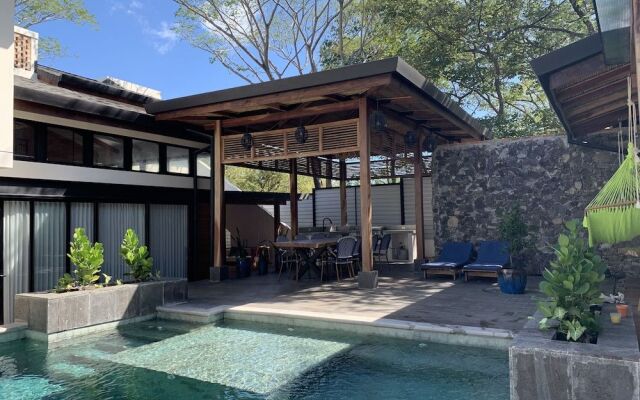 My Way Langosta Beach House