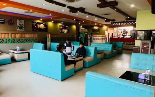 Hotel Dine & Dream