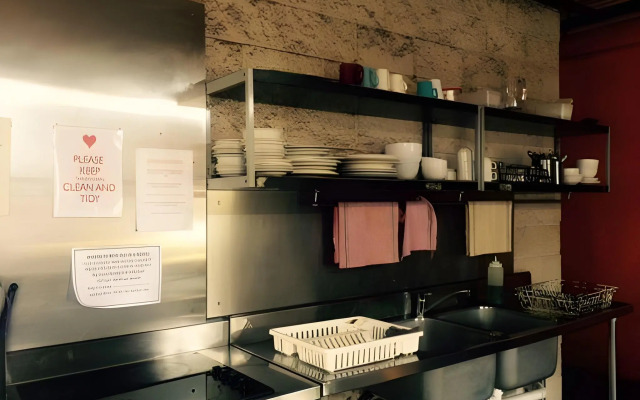 Summer House Backpackers Melbourne