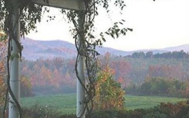 The Red Horse Inn