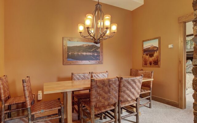 8912 The Springs 3 Bedroom Condo by RedAwning