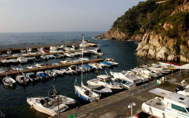 Villa in Lloret de Mar - 104813 by MO Rentals