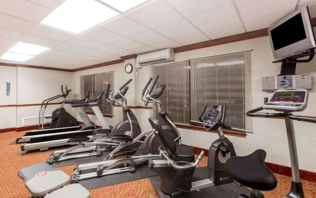 Clarion Pointe Charleston - West Ashley