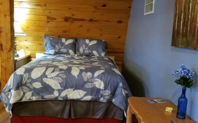 Mooseberry Cabin