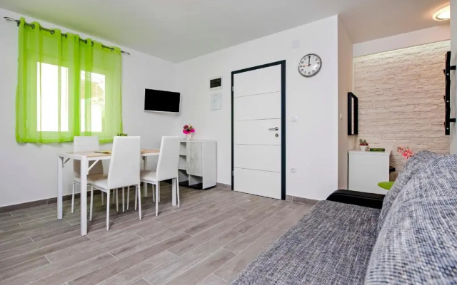 Apartment and Studio Tereza
