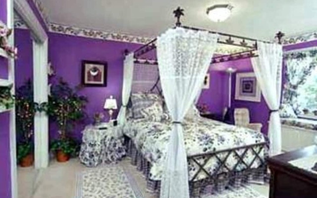 Matthews Manor Bed and Breakfast