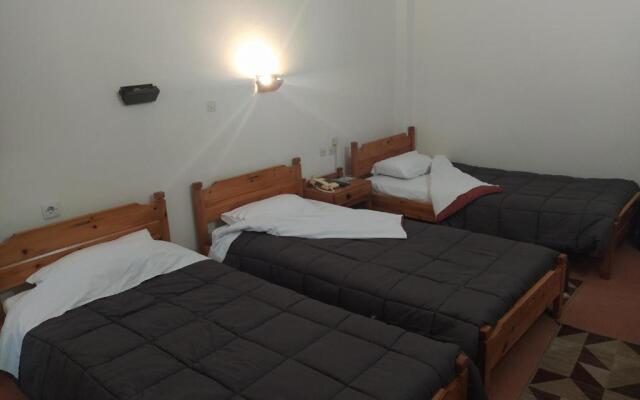 Apollon Inn