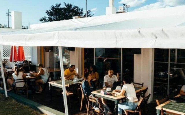 Dpto 6 personas FRENTE AL MAR-