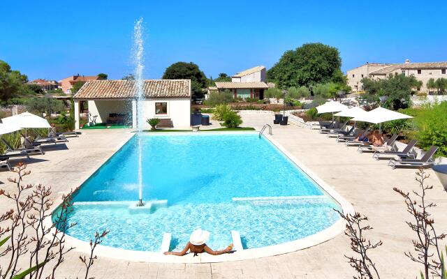 Artemisia Resort