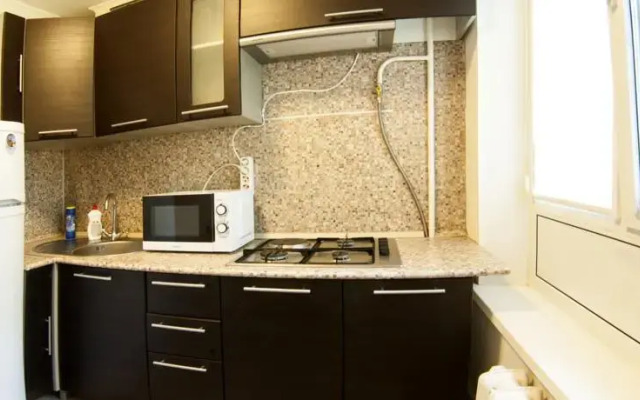 Домуметро на К. Смирнова