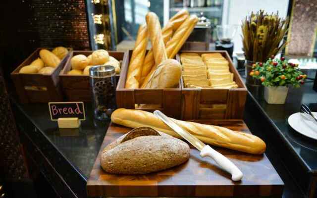 The Breton Hotel Media