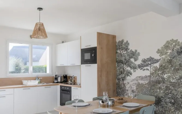 Charming House 300m From the sea