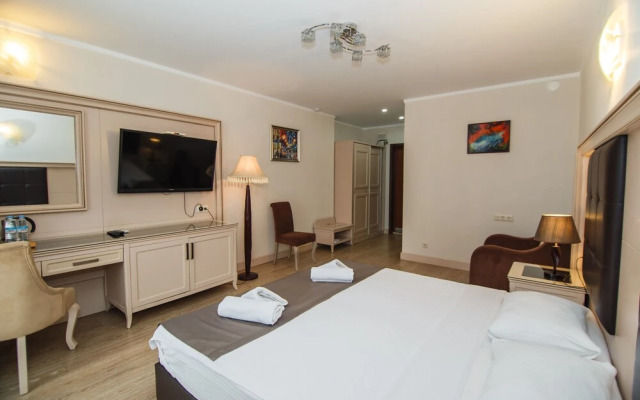 Hotel 19