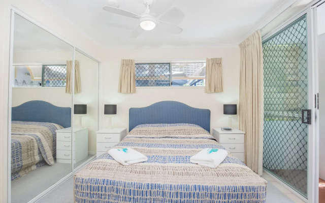 Surfers Beach Resort One