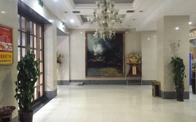 Taihe Yinhe Hotel