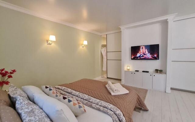 Sutki26 on Kuznechnaya Street