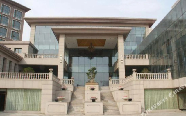 Riverside Hotel