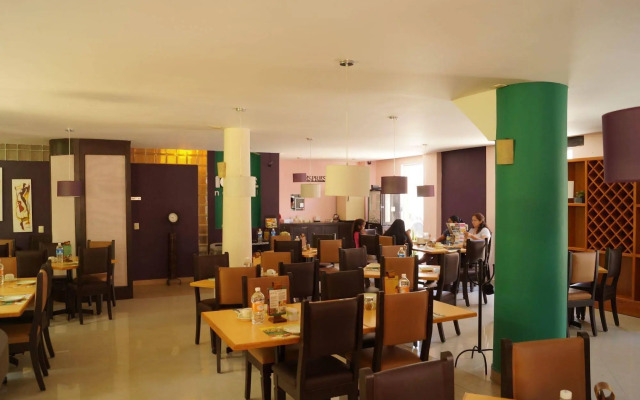 Hotel Jardines Del Cerrillo