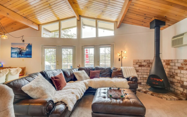 Cozy Groveland Chalet Near Yosemite!