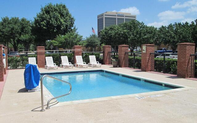 Extended Stay America Select Suites Dallas Farmers Branch