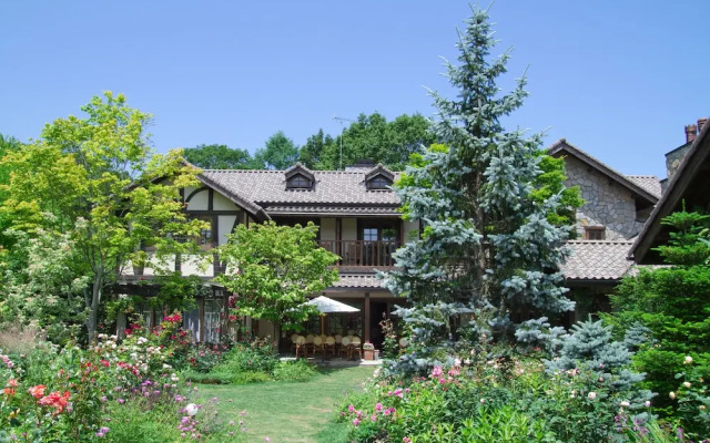 Ruze Villa