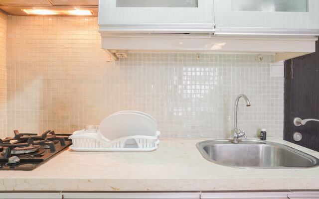 Vibrant 1Br Apartment At Belmont Residence Puri