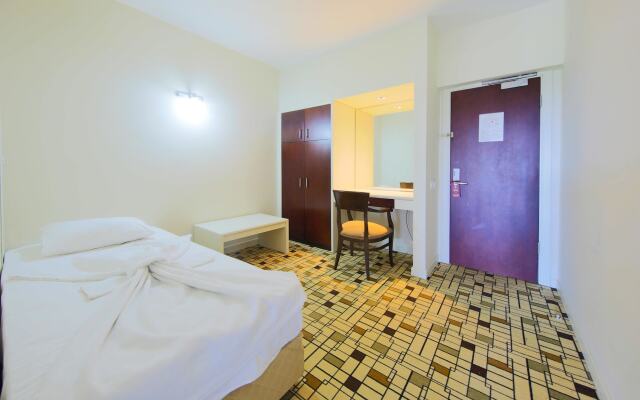 Sibyl Hotel Erythrai by Muup
