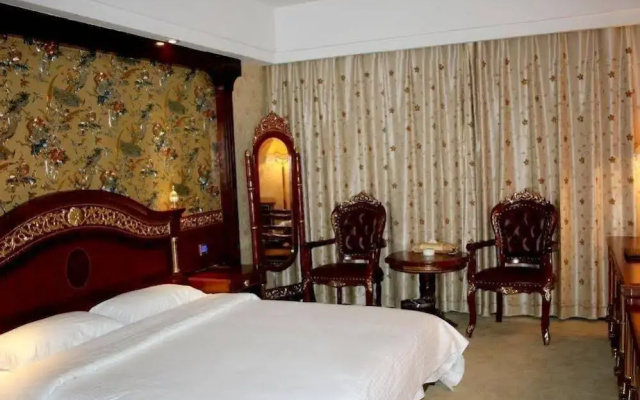 New West Street International Hotel