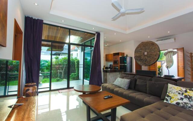 Emotion1 Villa by Jetta