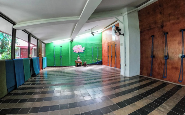 PURE Gym - Spa - Yoga - Lodging