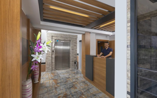 Toprak Hotel