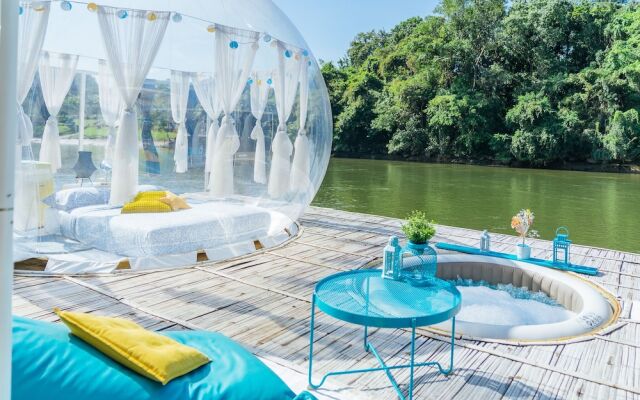 The Three Bubble Houses