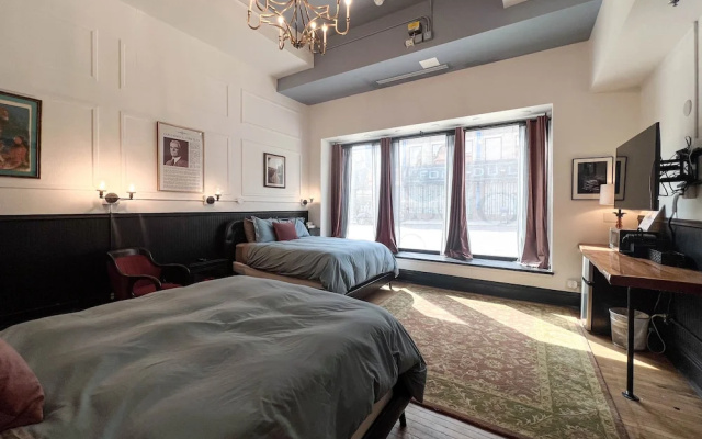 The Oliver Inn | Duluth Hotel Near Canal Park