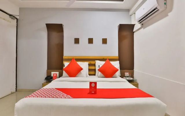 OYO 2252 Hotel Mukund