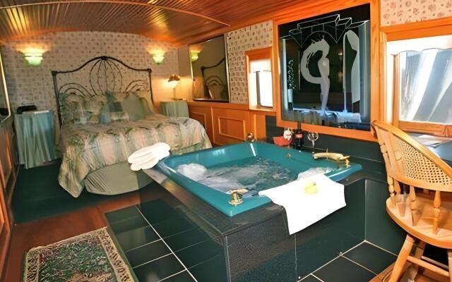 Featherbed Railroad B&B Resort