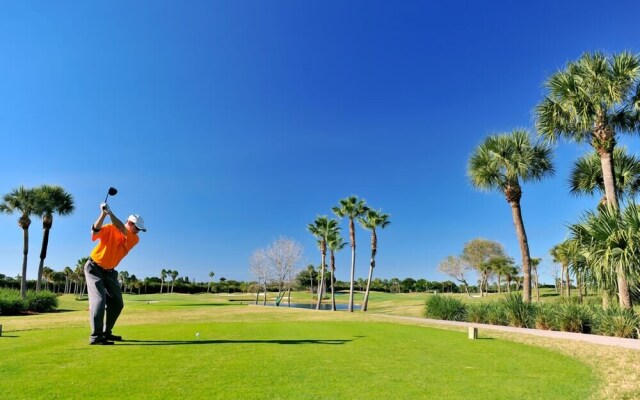 Tropical Waterview Mansion