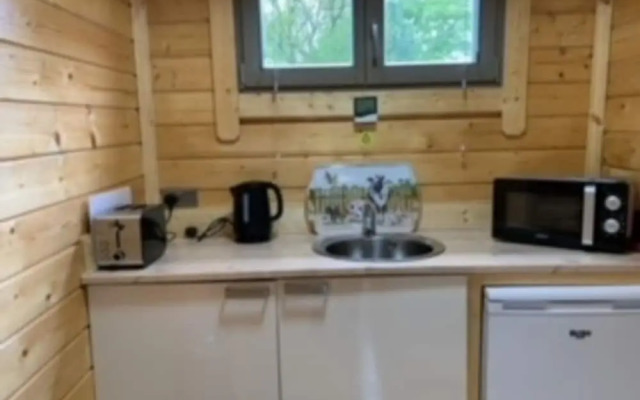 Immaculate Cabin 5 Mins to Inverness Dogs Welcome
