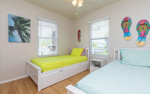 The Shell House Private Pool Pet Friendly