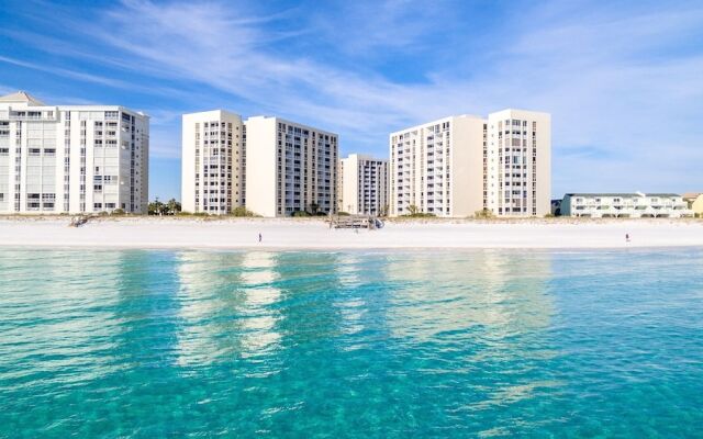 Shoreline Towers 2074 2 Bedroom Condo by RedAwning