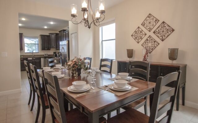 Champions Gate 9027 A