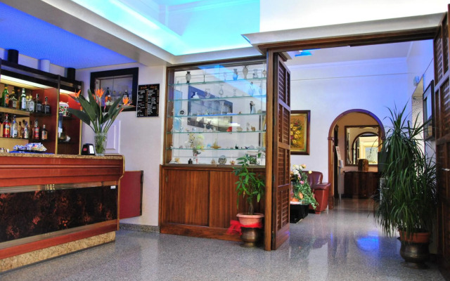 Hotel Mediterraneo