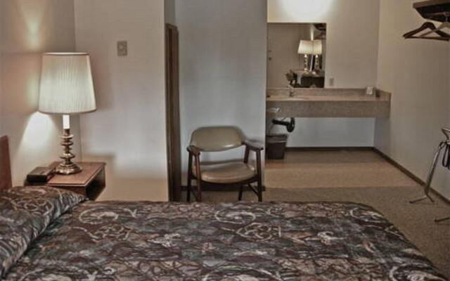 Red Lion Inn & Suites La Pine