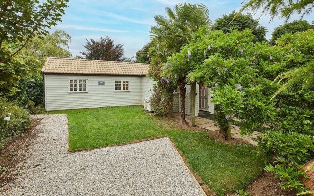 Host Stay Willow Lodge