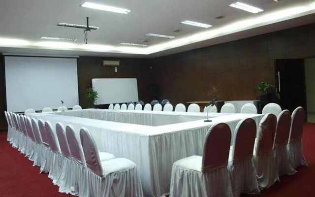 Jatinangor Hotel & Restaurant